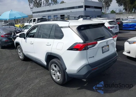 2021 Toyota Rav4 Xle из США, поврежденный, VIN 2T3W1RFV7MW134004